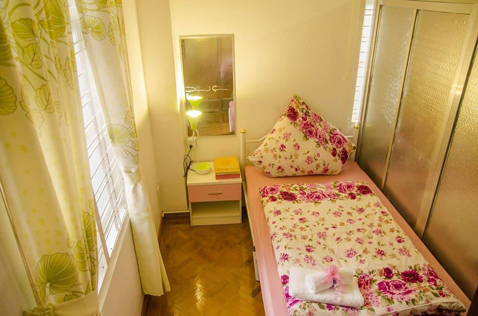 Adler Lady Hostel - Ladies Only Yangon Luaran gambar