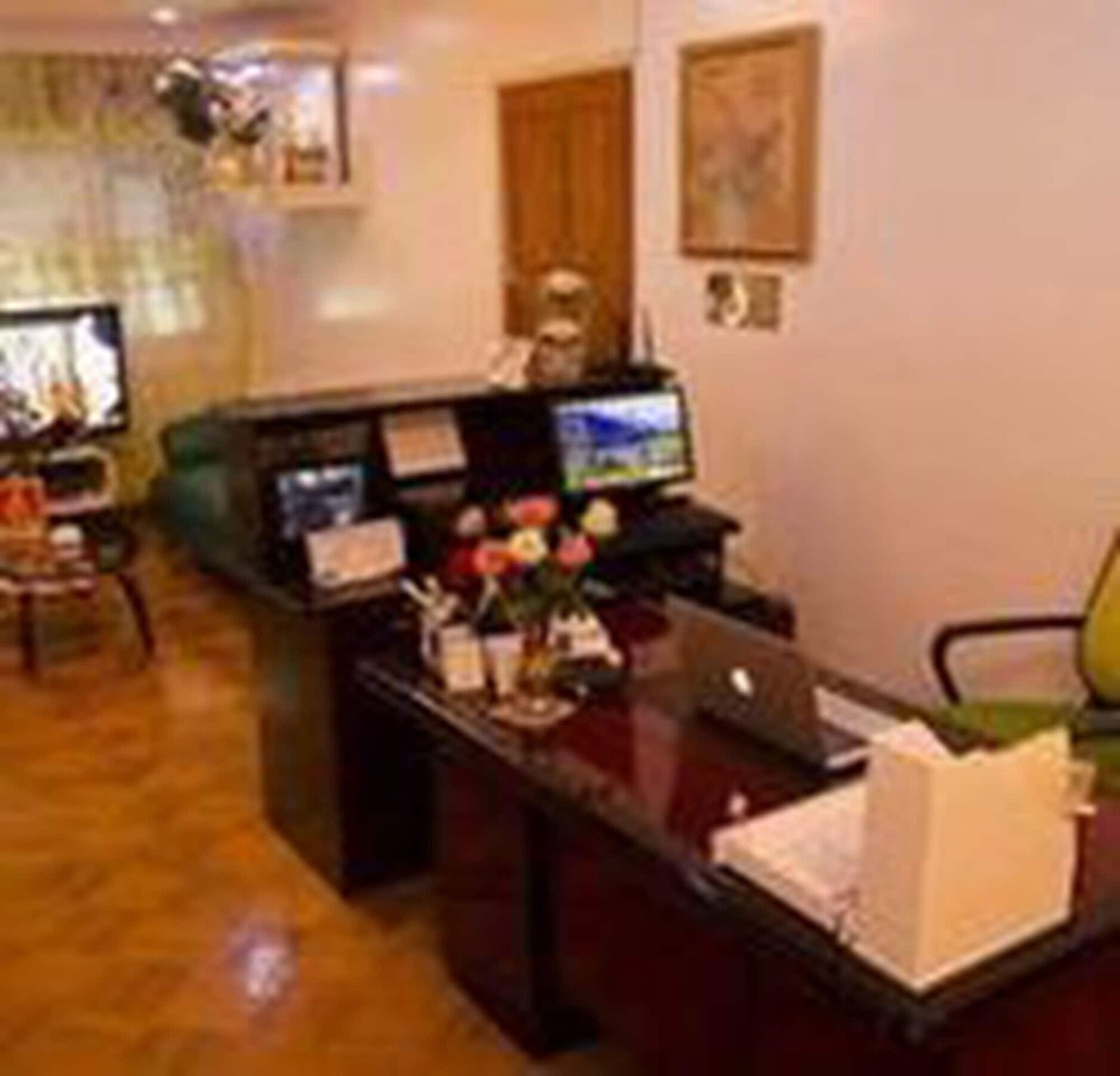 Adler Lady Hostel - Ladies Only Yangon Luaran gambar